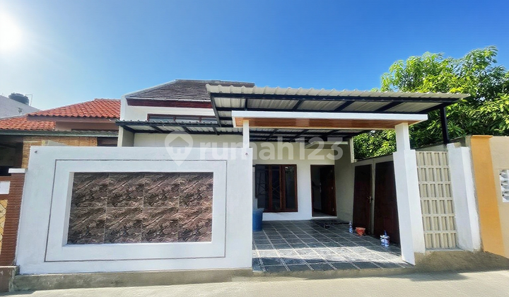 Rumah Bagus Progres Finishing Dekat Kampus Uin Lokasi Ngemplak