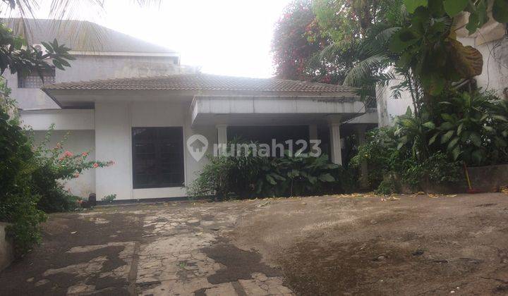 Rumah Menteng Strategis Hitung Tanah 1