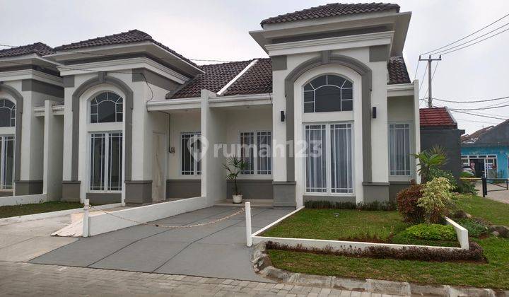 Rumah cantik dekat taman bermain view pegunungan  1