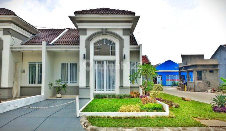 Rumah cantik dekat taman bermain di Panorama Bali Residence  1