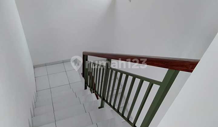 RUMAH SIAP HUNI DI NAPOLI SEKTOR 7C GADING SERPONG TANGERANG