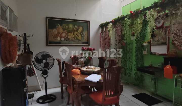 Ready-to-Occupy House Topaz Pondok Hijau Golf Gading Serpong Tangerang
