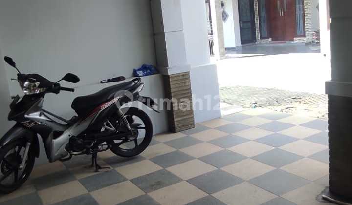 Rumah 2 Lantai Lokasi Strategis di Jatiwaringin  2