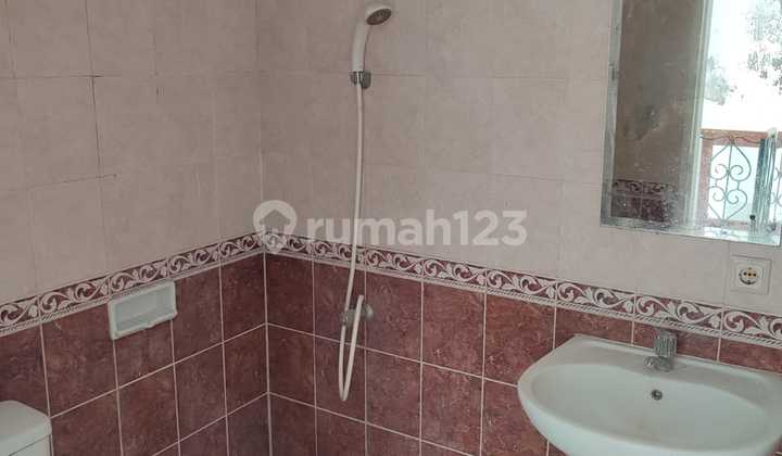 Disewakan Rumah Legenda Wisata Cibubur 2