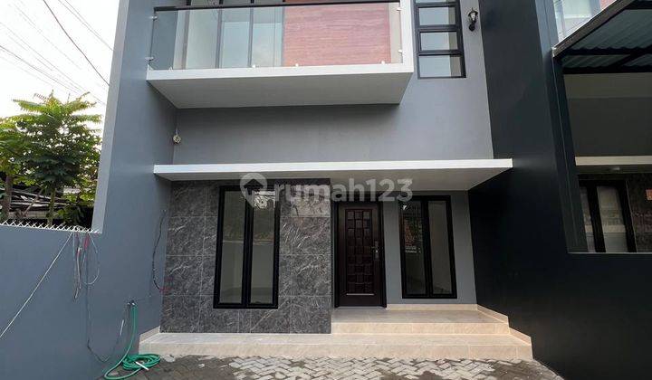 Dijual Rumah Baru modern Kalisari jaktim 1