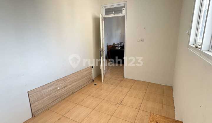 Dijual Rumah Hook Kranggan Permai Cibubur Siap Huni 2