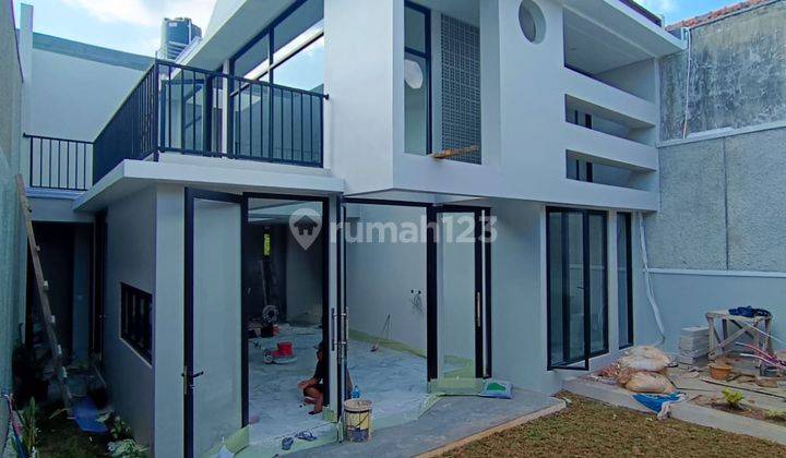 Jual rumah baru asri dlm komplek perumahan Bintaro sektor 4, Tangsel.  2