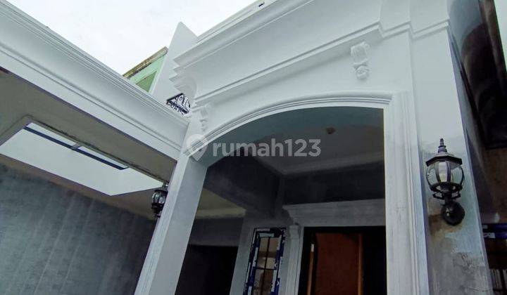 Jual Rumah Baru Siap Huni Desain American Classic Di Di Permata Hijau Dua
grogol Selatan
kebayoran Lama
jakarta Selatan.  2