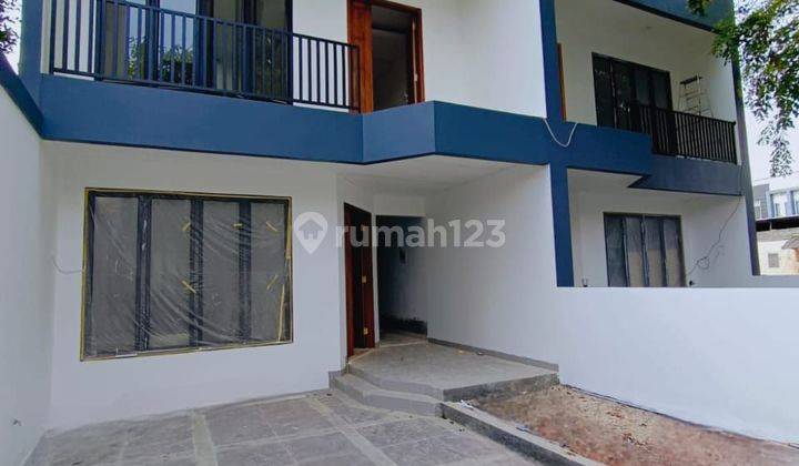 Jual rumah baru cuma 5 menit dari Stasiun Pondok Ranji.  2