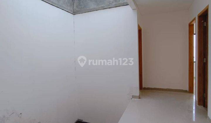 Jual rumah baru cuma 5 menit dari Stasiun Pondok Ranji.  2