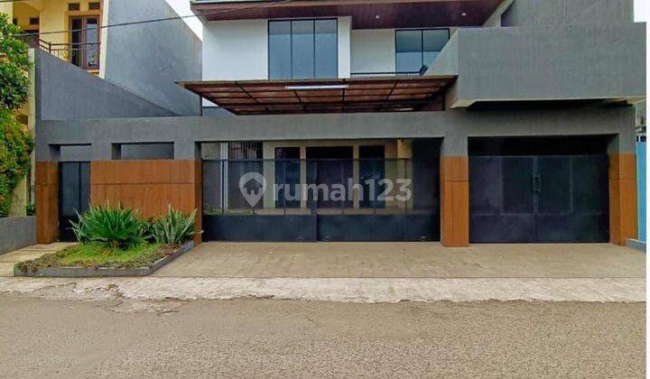 Rumah modern minimalis dekat Stasiun Pondok Ranji. 1