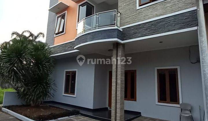 Jual rumah cluster area Bintaro sektor 9 di Jombang Ciputat Tangsel. 1