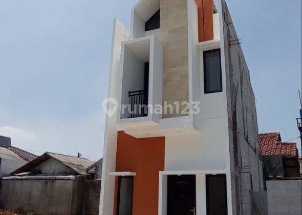 Jual Rumah Scandinavian Dekat Bumi Perkemahan Cibubur Jaktim. 2