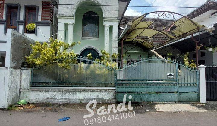 Rumah sekitar dekat Pizza Hut Jl. Sultan Agung 1
