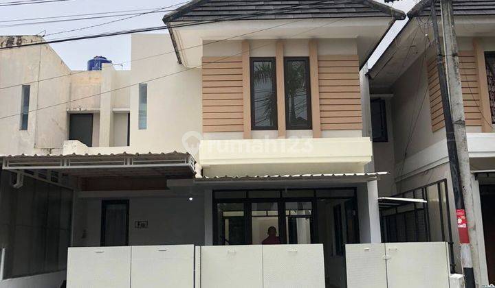 Rumah 2 Lantai Dlm Perumahan Elit Padma Residence Dkt Kampus Umy 2