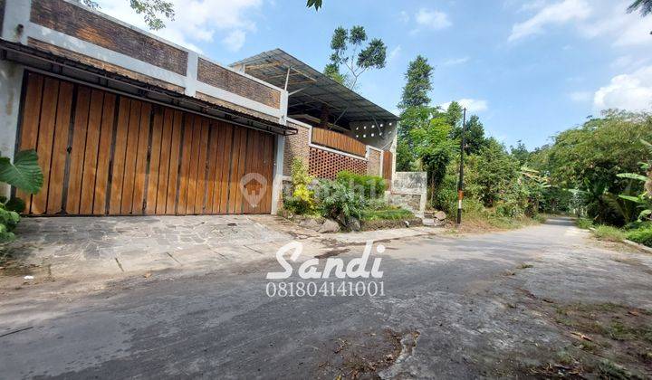 Jual Cepat Rumah Semi Villa Yogyakarta Timur Kampus UII Pusat 1