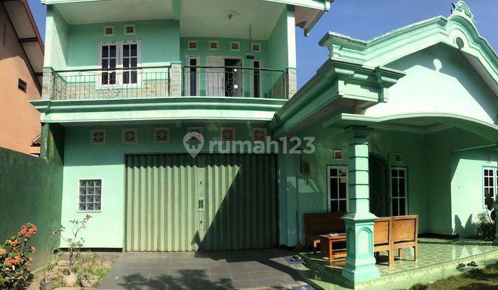 Rumah Besar di Tepi Jalan Aspal Dkt Pabrik Rokok Sampoerna Berbah 1