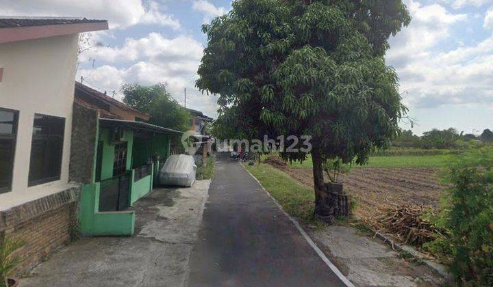 Rumah Dijual Hitung Harga Tanah Saja  dekat Prilon Park 2