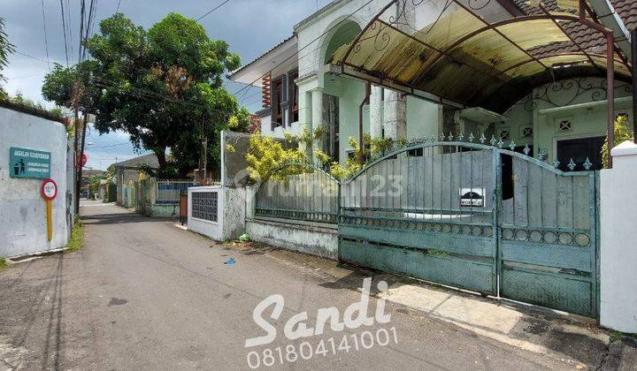 Rumah sekitar Jl. Taman Siswa Kota Jogja dekat Kampus UAD 1