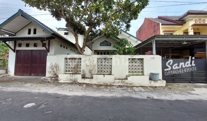 For Sale House in Jakal Km 12 near Kopi Pandan Arang For Sale House in Jakal Km 12 near Kopi Pandan Arang