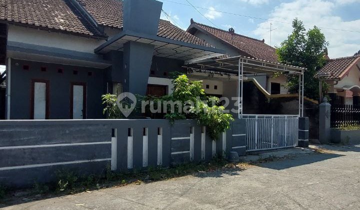 Jual Cepat Rumah Posisi Hook dekat Dealer Mobil Daihatsu, Datsun Jual Cepat Rumah Posisi Hook dekat Dealer Mobil Daihatsu, Datsun