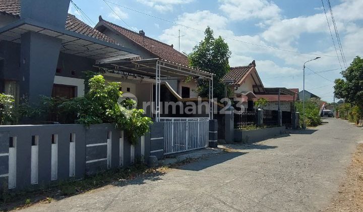 Jual Cepat Rumah Posisi Hook Dekat dekat Universitas Alma Ata Jual Cepat Rumah Posisi Hook Dekat dekat Universitas Alma Ata
