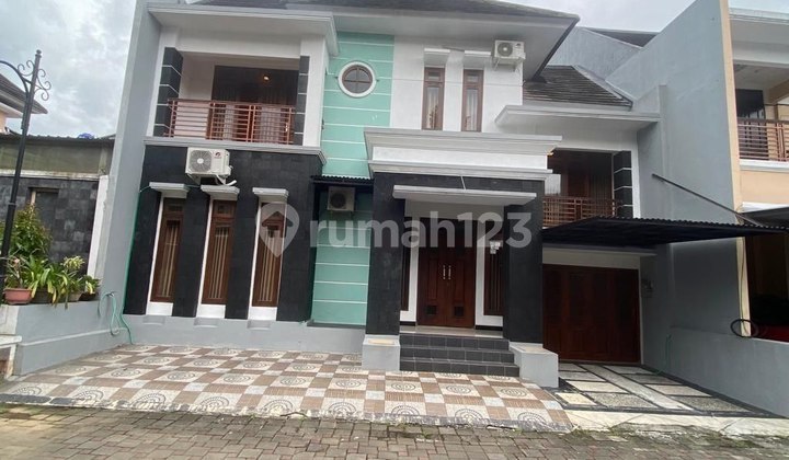 Dijual Rumah 2.5 Lantai Full Furnished dlm Perumahan dekat sakola jogja Dijual Rumah 2.5 Lantai Full Furnished dlm Perumahan dekat sakola jogja