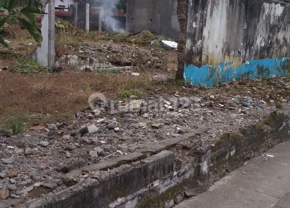 Cheap Land on Hook Road 2 Sides in Taman Siswa area near UII Old Campus