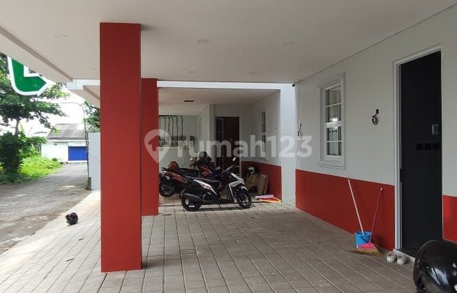 DIJUAL Kost Kosan Eksklusif Full Furnished dekat Resto 3 Raja 2