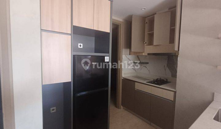 Disewakan Apartemen Gold Coast 3BR Brand New Siap Huni 2