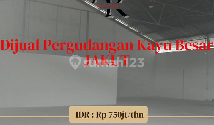 Quick for rent Large wooden warehouse area