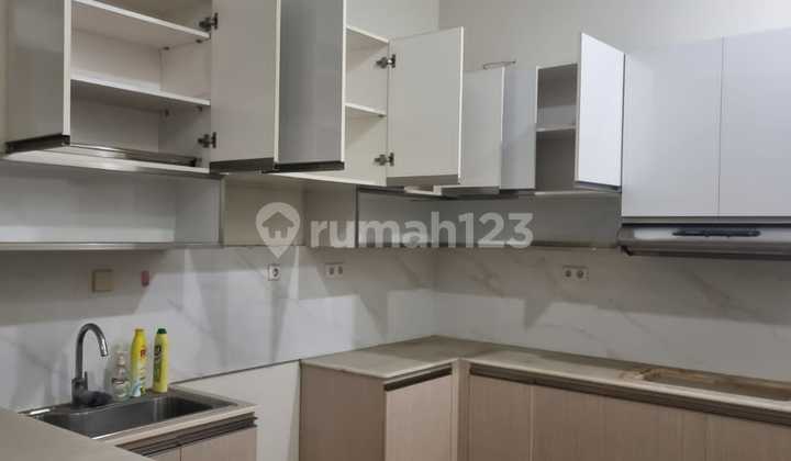 Disewa rumah BGM PIK 2