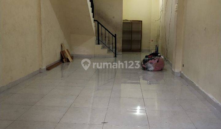 Ruko Minimalis Siap Pakai di Gajah mada jakarta barat Sudah Renovasi 6