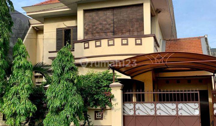 Rumah Kebonsari Elveka Dekat Masjid Al Akbar Surabaya 1