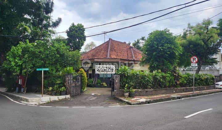 Rumah di Jual di Area Strategis di Daerah Menteng, Jakarta Pusat 1