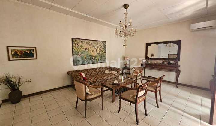 Rumah  di Kawasan Strategis di Jakarta Selatan 2