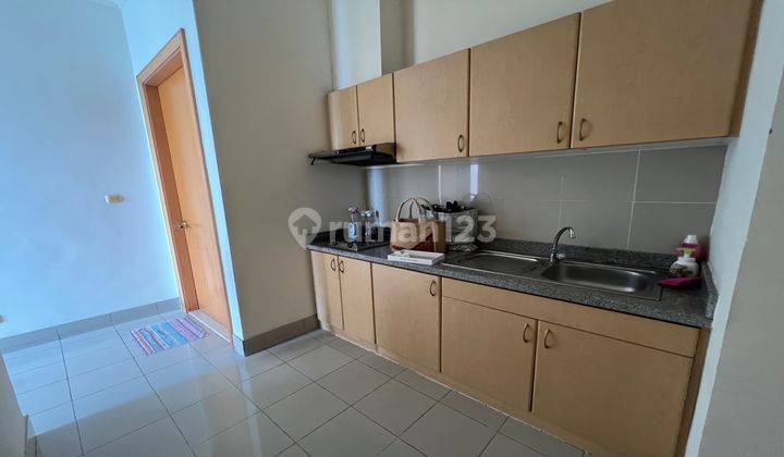  Apartemen Airlangga 4 Kamar Tidur Furnished Bagus 2