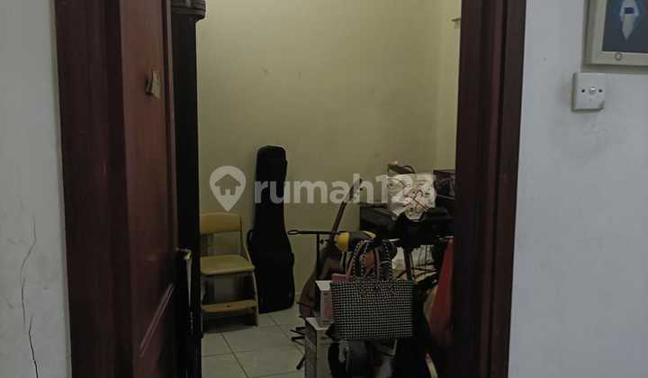 For Sale Puri Widya Kencaya Citraland House with SHM 2