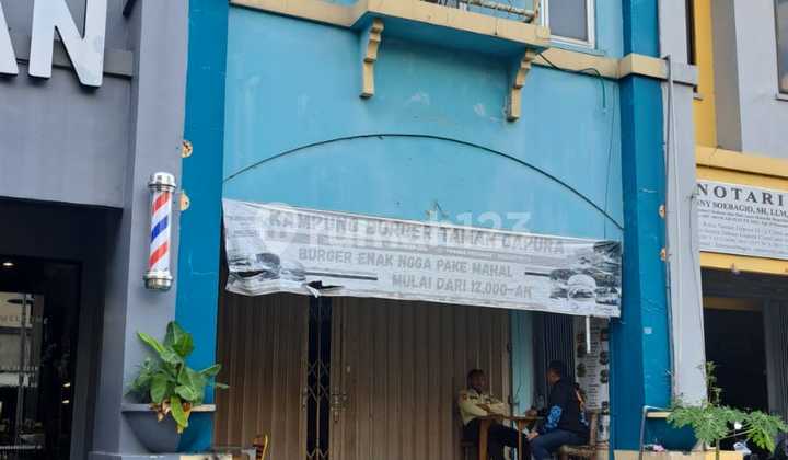 Dijual Ruko Sentra Taman Gapura 2Lantai Lokasi Strategis