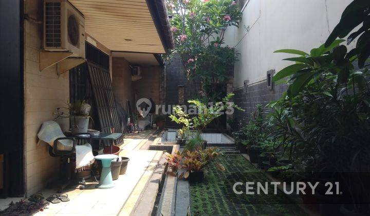 Dijual Rumah Hitung Tanah Daerah Utan Kayu Jakarta Timur 2