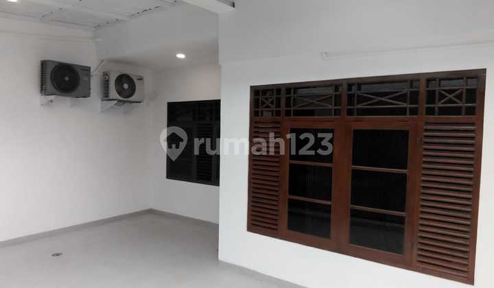 Rumah Bagus Baru Renov Siap Huni Di Pondok Bambu Rumah Bagus Baru Renov Siap Huni Di Pondok Bambu