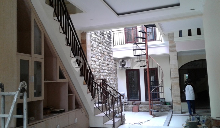 Rumah Brand New di Johar Baru 2