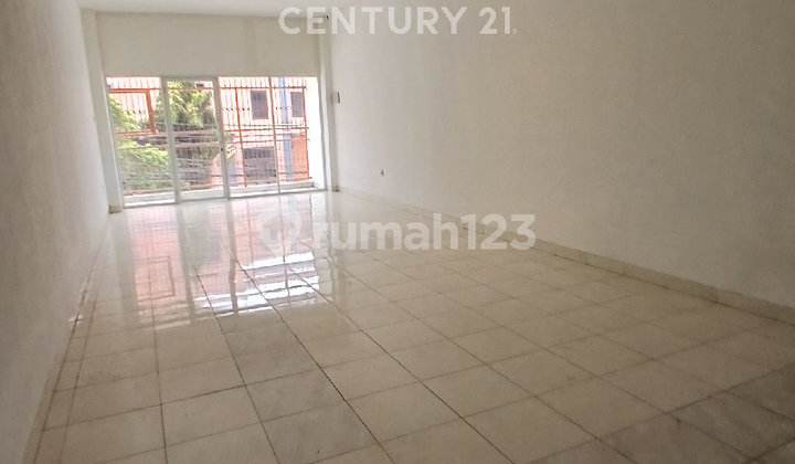 Dijual Ruko Lokasi Strategis di Johar Baru Dijual Ruko Lokasi Strategis di Johar Baru