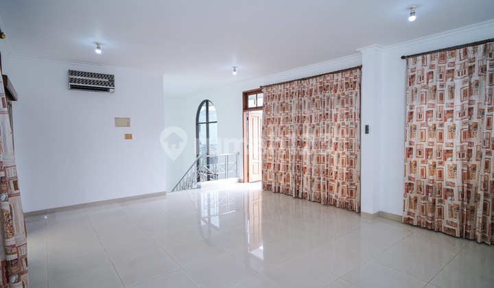 Di Jual Rumah Jakarta Barat 2