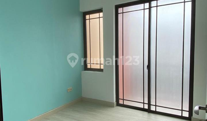 Disewa Rumah 2 Lantai Akses Toll 5 Menit Green Lake City Disewa Rumah 2 Lantai Akses Toll 5 Menit Green Lake City