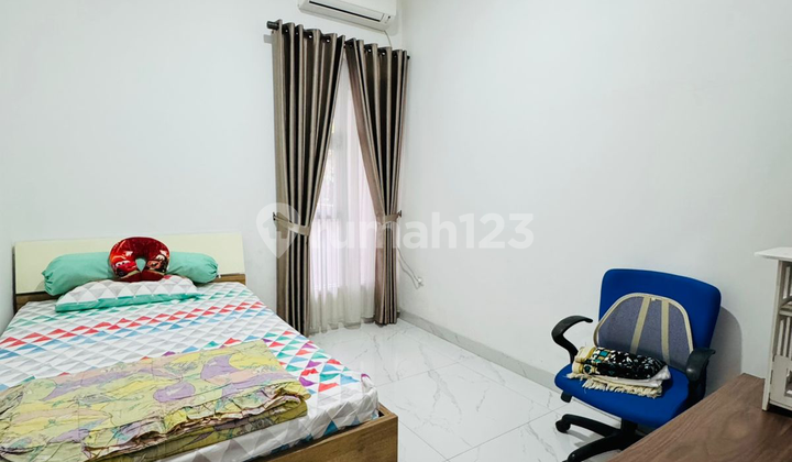 Rumah Meruya Selatan 7X14 Hoek, SHM, 2 Lantai, Full Furnished 2