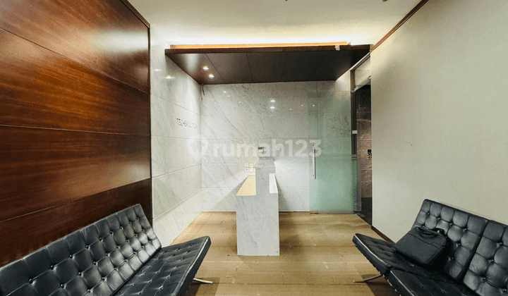 DiSewakan Office Space Equity Tower SCBD, Luas 221m2, Bagus 1