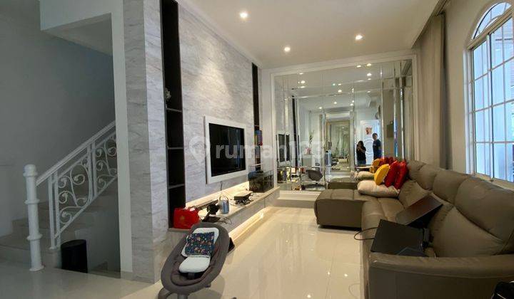 Rumah Di Green Lake City Cluster West Europe 8x15, Semi Furnish 10