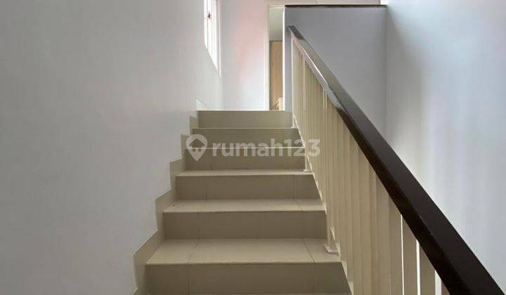 Rumah Di Amerika Latin 10x18 Green Lake City, Shm, Semi Furnished 7