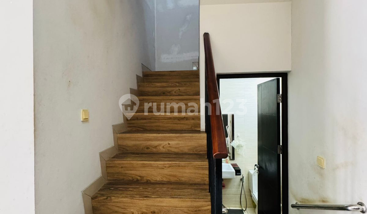 Rumah East Asia 6x15 Green Lake City, SHM, Hadap Utara, Bagus 2